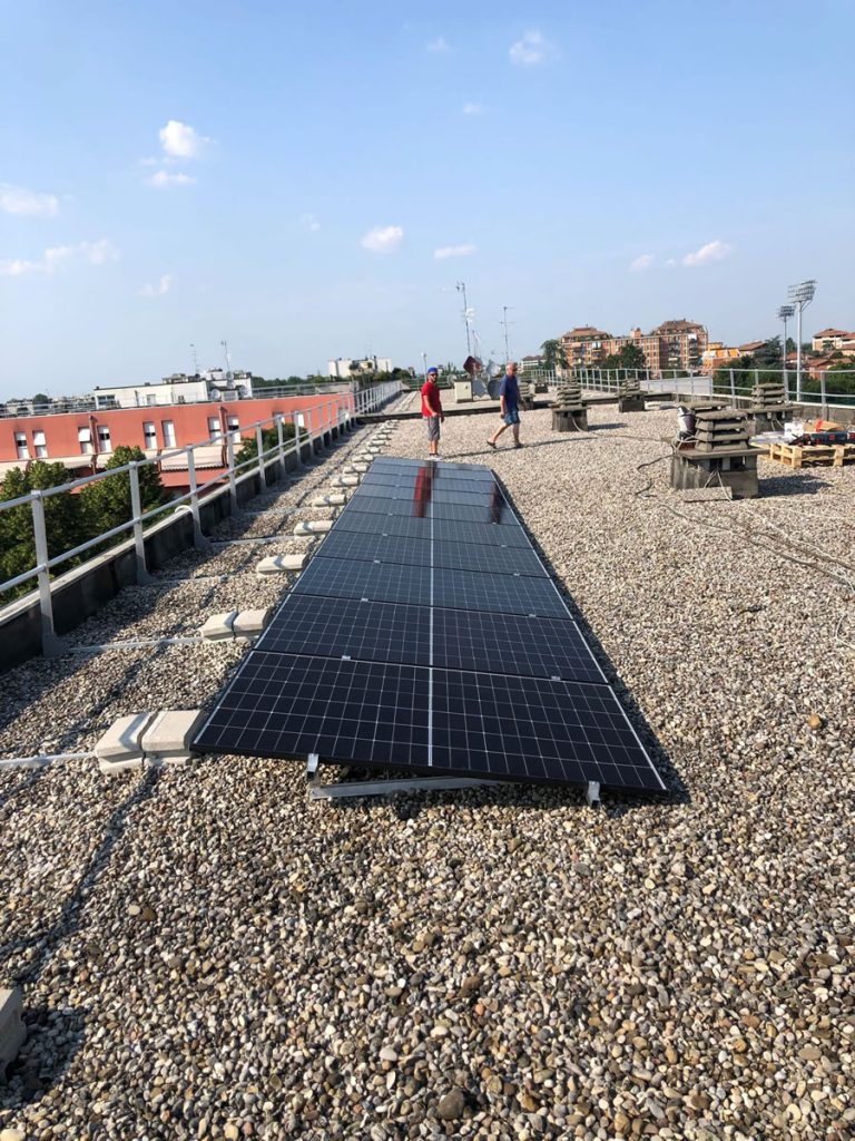 installazione-impianto-fotovoltaico-con-accumulo-a-reggio-emilia
