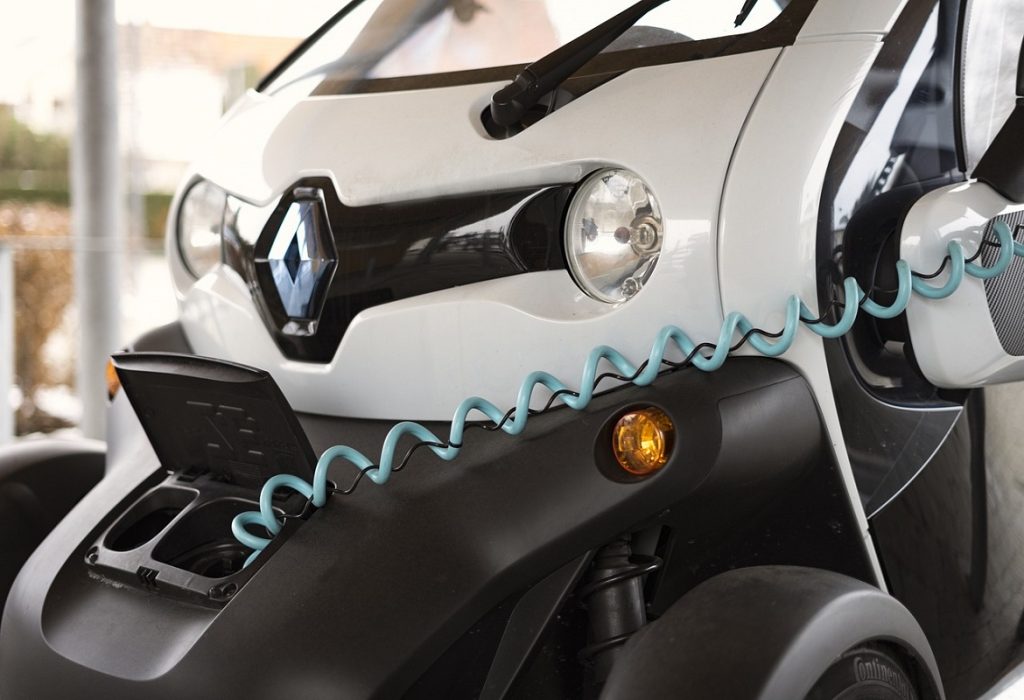 colonnina-ricarica-veicoli-elettrici-a-casa