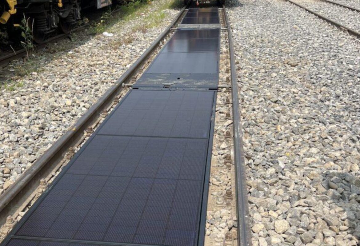 ferrovia-fotovoltaica-fotovoltaico-anche-sui-binari